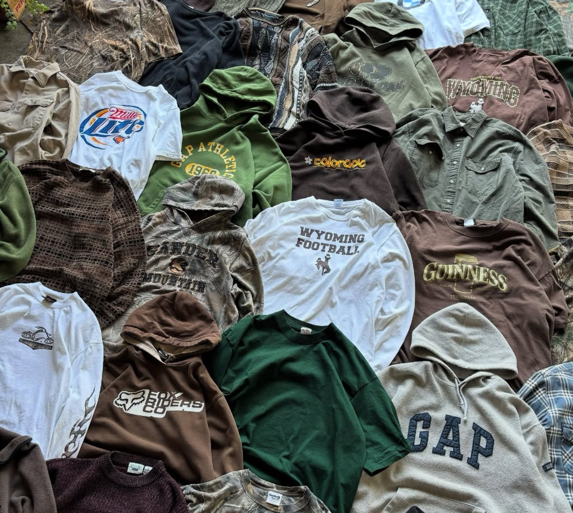 T-Shirts / Hoodies/ Crewnecks