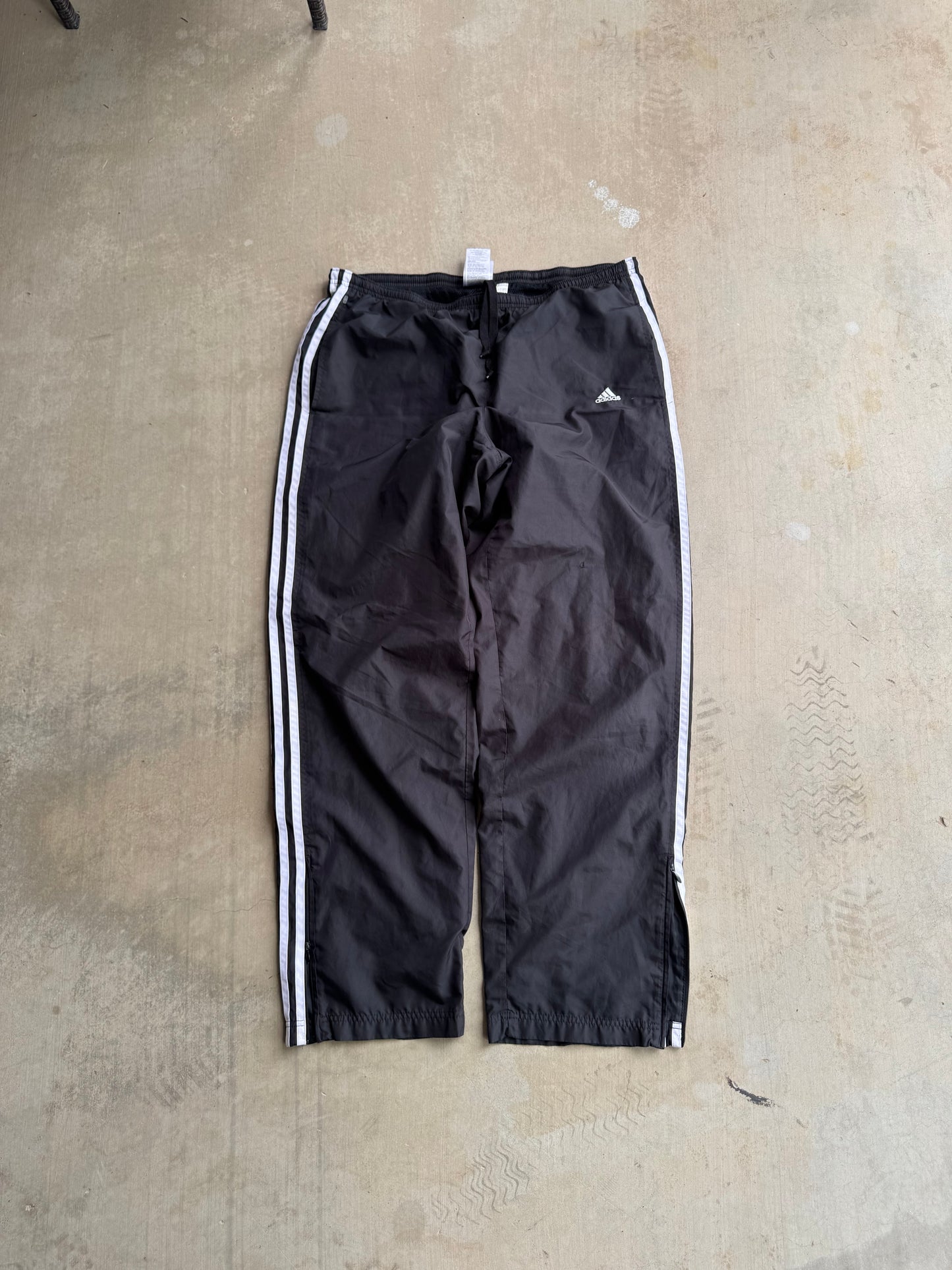 Adidas track pants large L