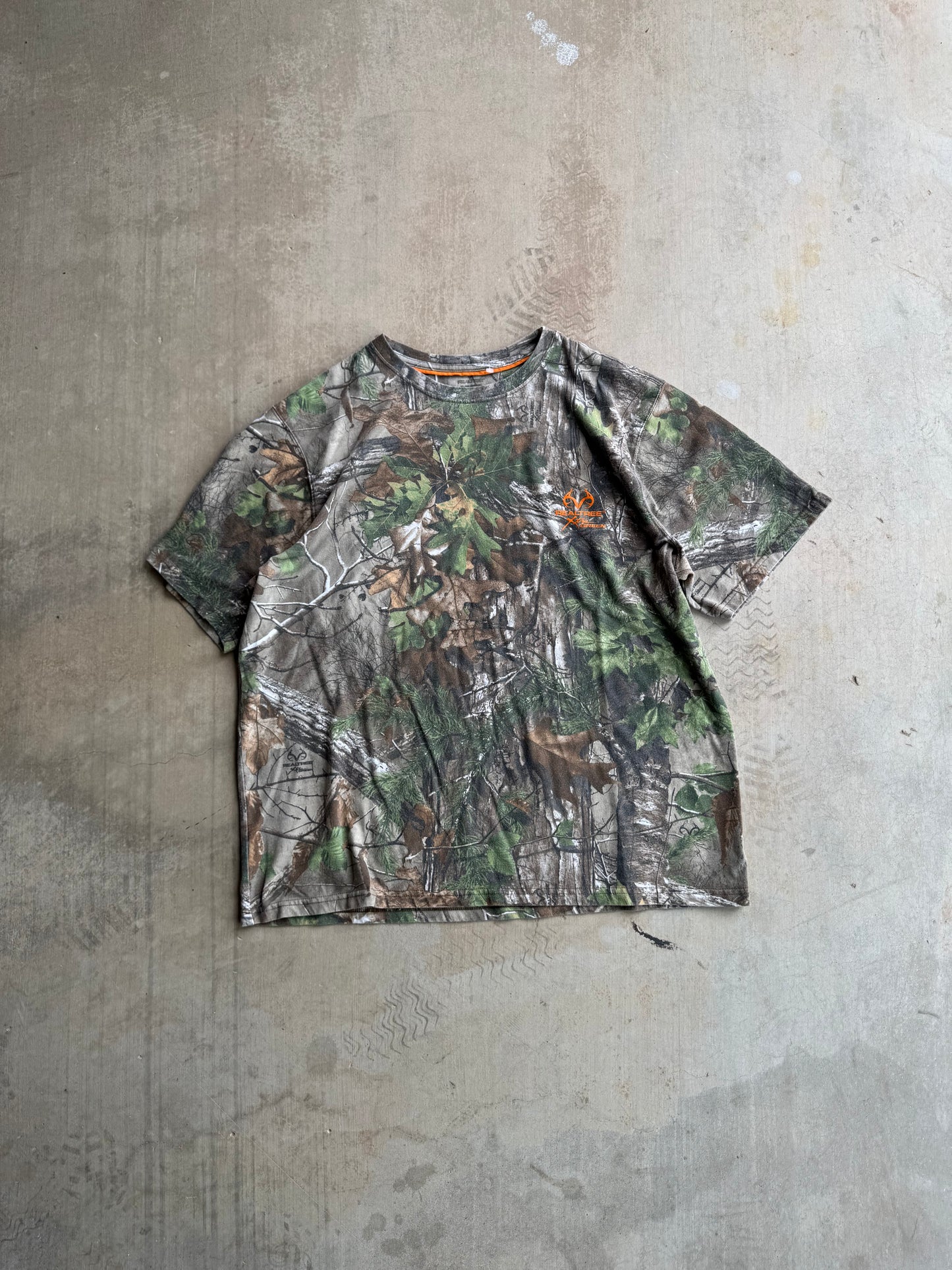 Real tree T-shirt size XL