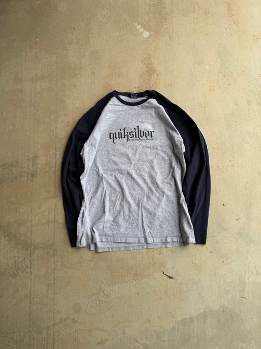 Quiksilver longsleeve size XL